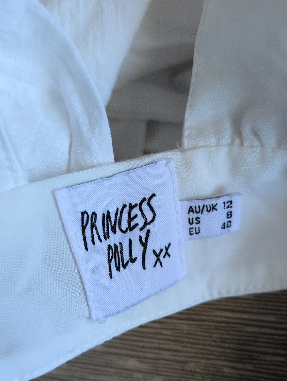 Princess Polly White Low Plunge Long-Sleeve Wrap Tie Crop Top Size 8 - Picture 5 of 6